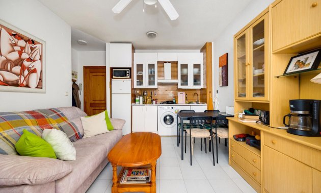 Resale - Apartment / flat -
Torrevieja - Playa del Cura