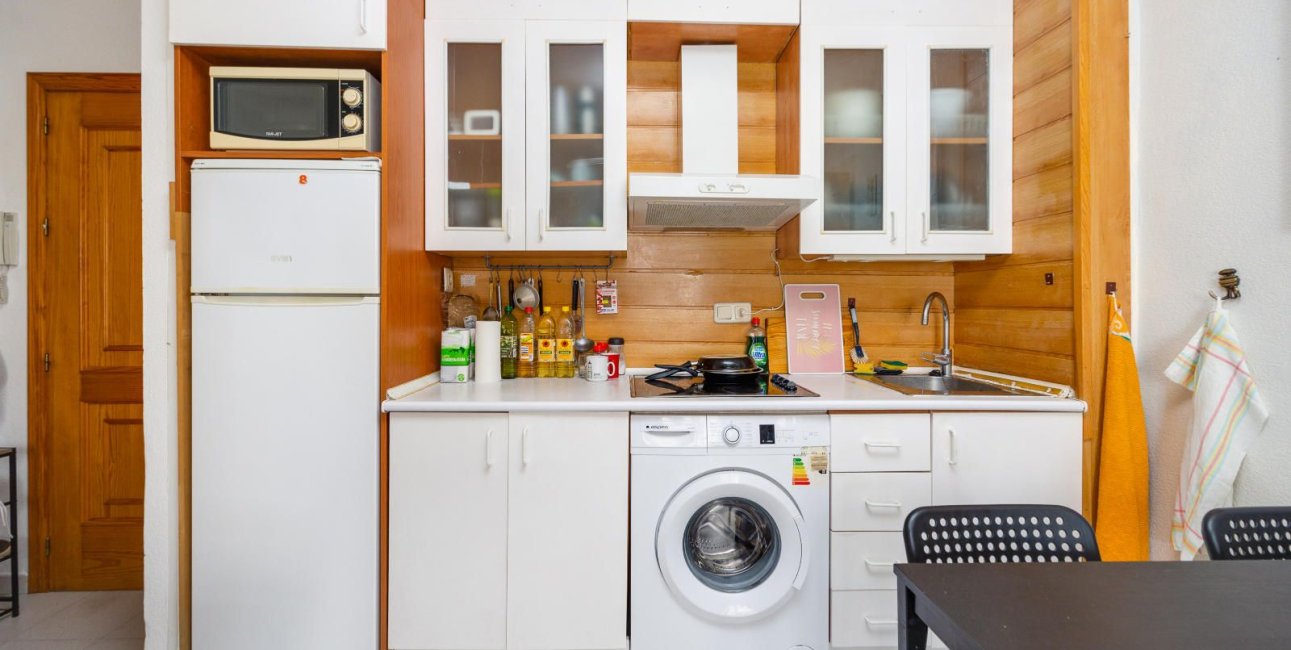 Resale - Apartment / flat -
Torrevieja - Playa del Cura