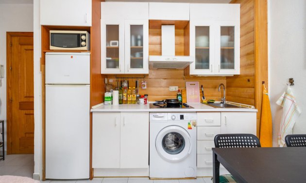 Resale - Apartment / flat -
Torrevieja - Playa del Cura