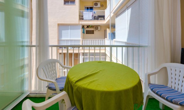 Resale - Apartment / flat -
Torrevieja - Playa del Cura