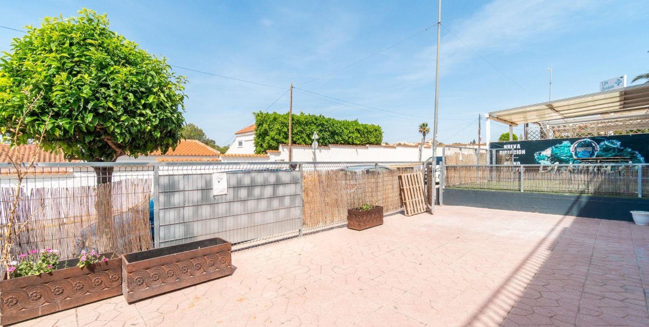 Long Term Rental - Commercial -
San Fulgencio - URB. LA MARINA