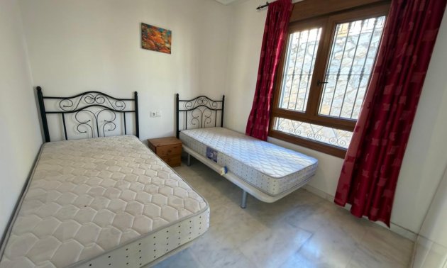 Rynek wtórny - Bungalowy -
Algorfa - La Finca Golf Resort