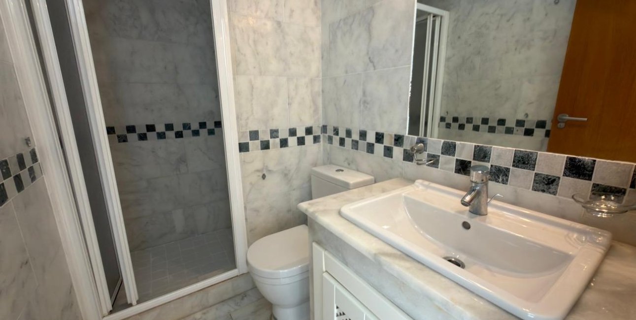 Rynek wtórny - Bungalowy -
Algorfa - La Finca Golf Resort