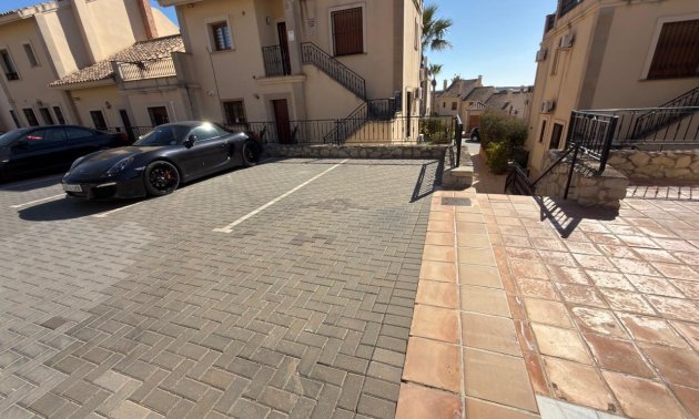 Rynek wtórny - Bungalowy -
Algorfa - La Finca Golf Resort