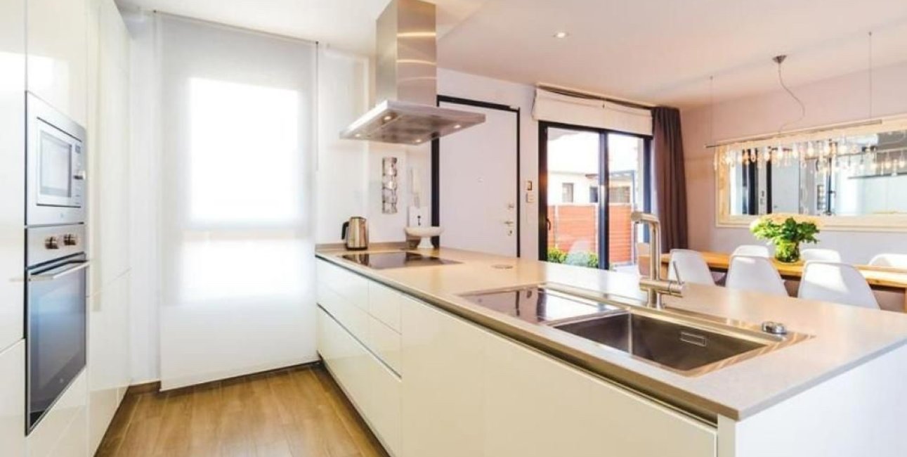 Resale - Villa -
Torrevieja - Aguas Nuevas