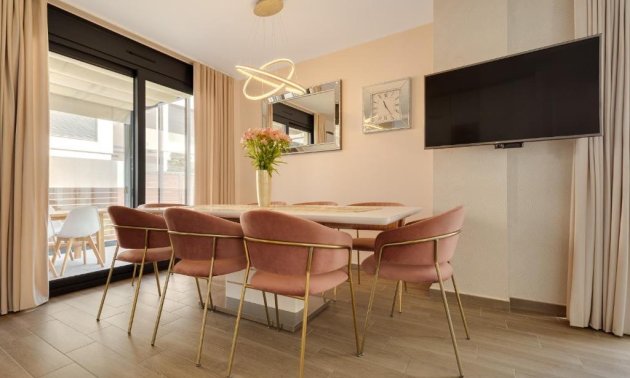 Resale - Villa -
Torrevieja - Aguas Nuevas