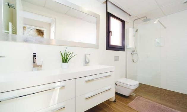 Resale - Villa -
Torrevieja - Aguas Nuevas