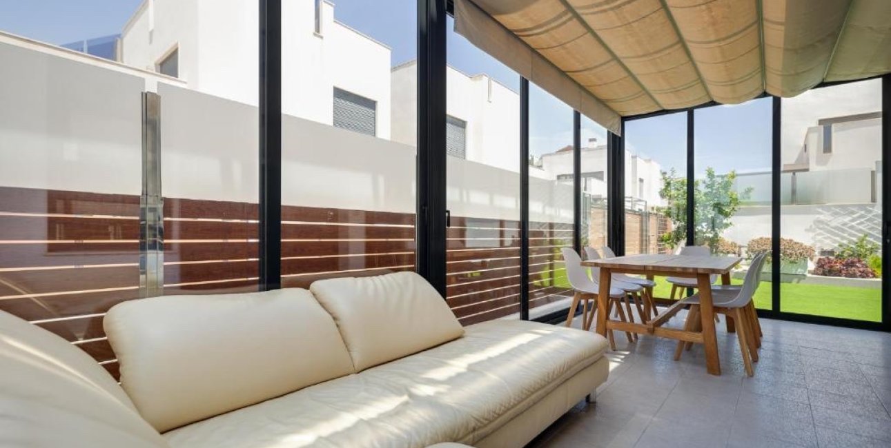 Resale - Villa -
Torrevieja - Aguas Nuevas