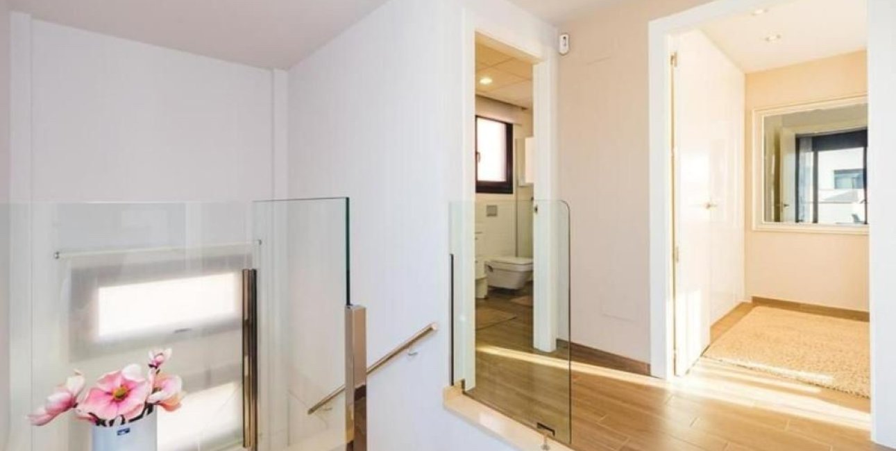 Resale - Villa -
Torrevieja - Aguas Nuevas