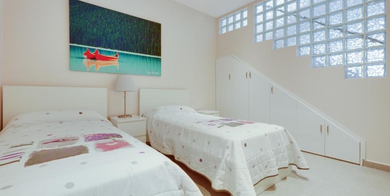 Resale - Villa -
Torrevieja - Aguas Nuevas