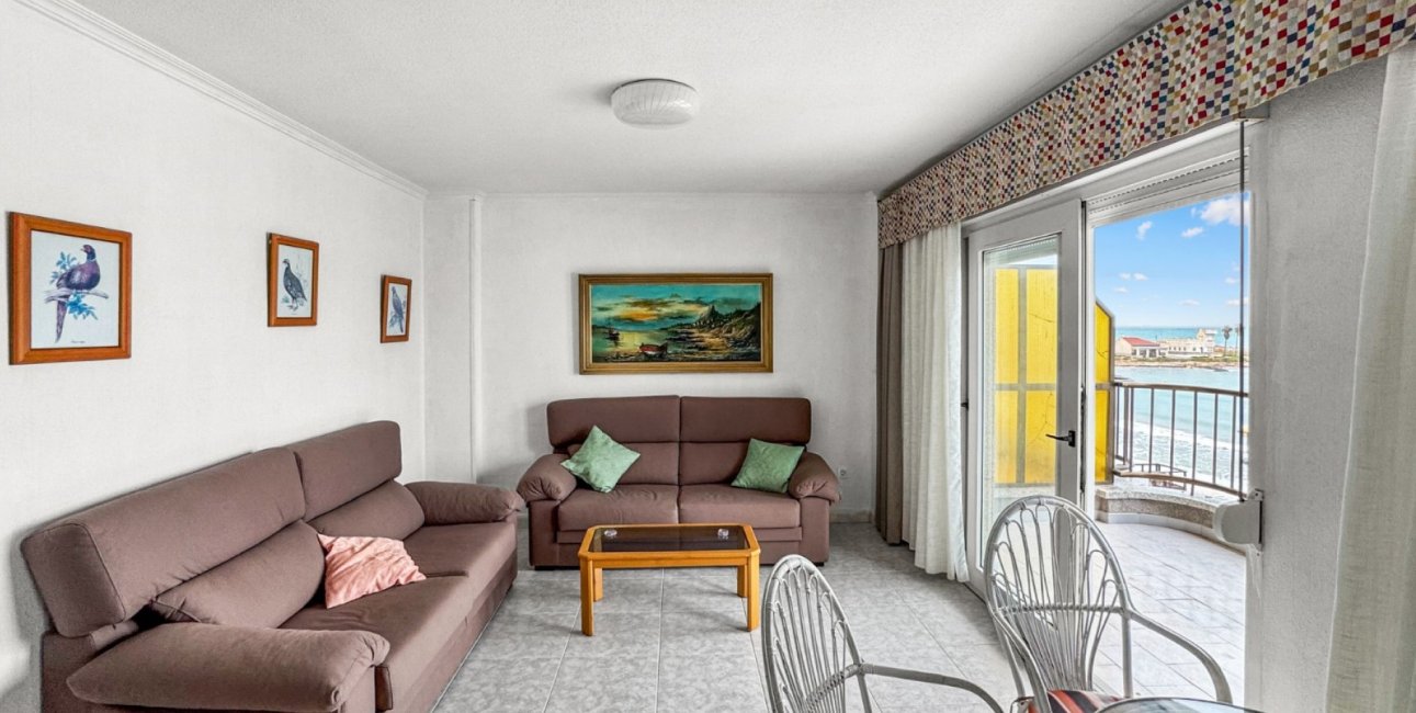 Rynek wtórny - Mieszkanie  -
Torrevieja - Playa Los Locos