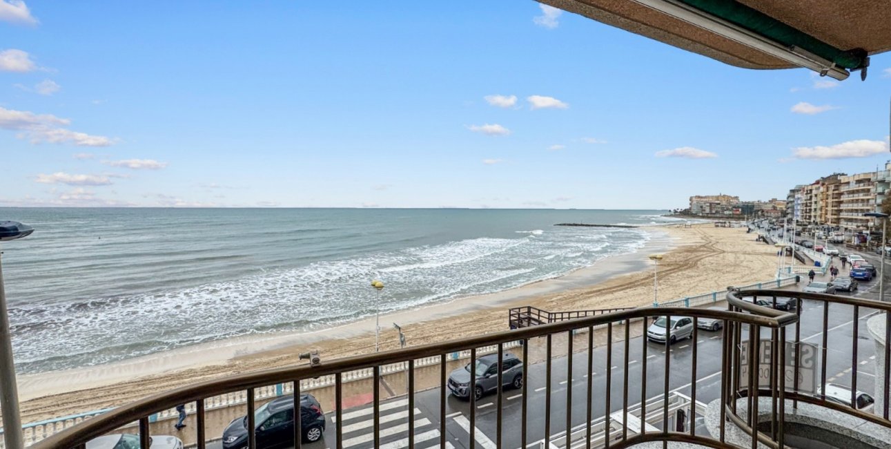 Rynek wtórny - Mieszkanie  -
Torrevieja - Playa Los Locos