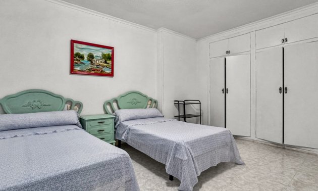 Rynek wtórny - Mieszkanie  -
Torrevieja - Playa Los Locos