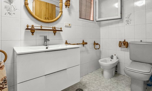 Rynek wtórny - Mieszkanie  -
Torrevieja - Playa Los Locos