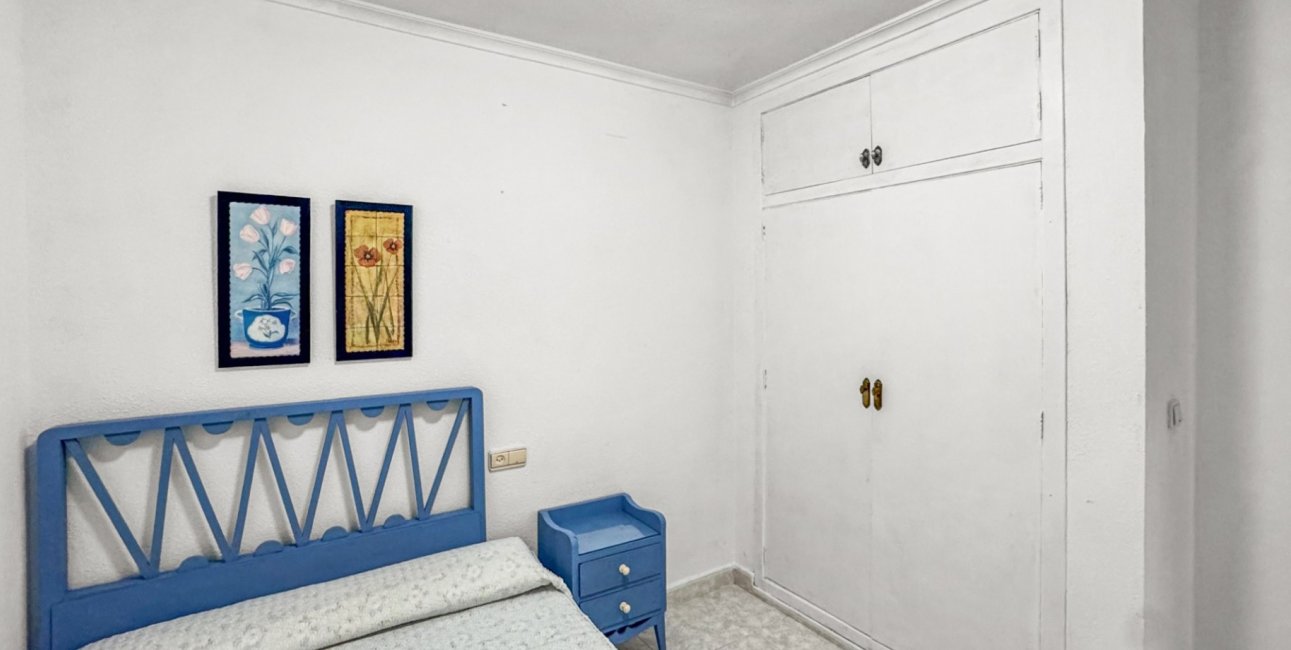 Rynek wtórny - Mieszkanie  -
Torrevieja - Playa Los Locos