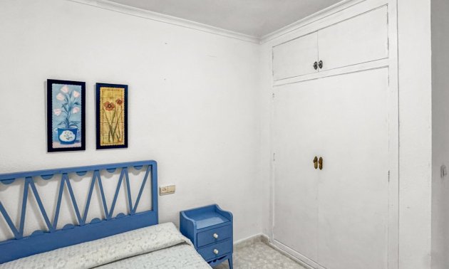 Rynek wtórny - Mieszkanie  -
Torrevieja - Playa Los Locos