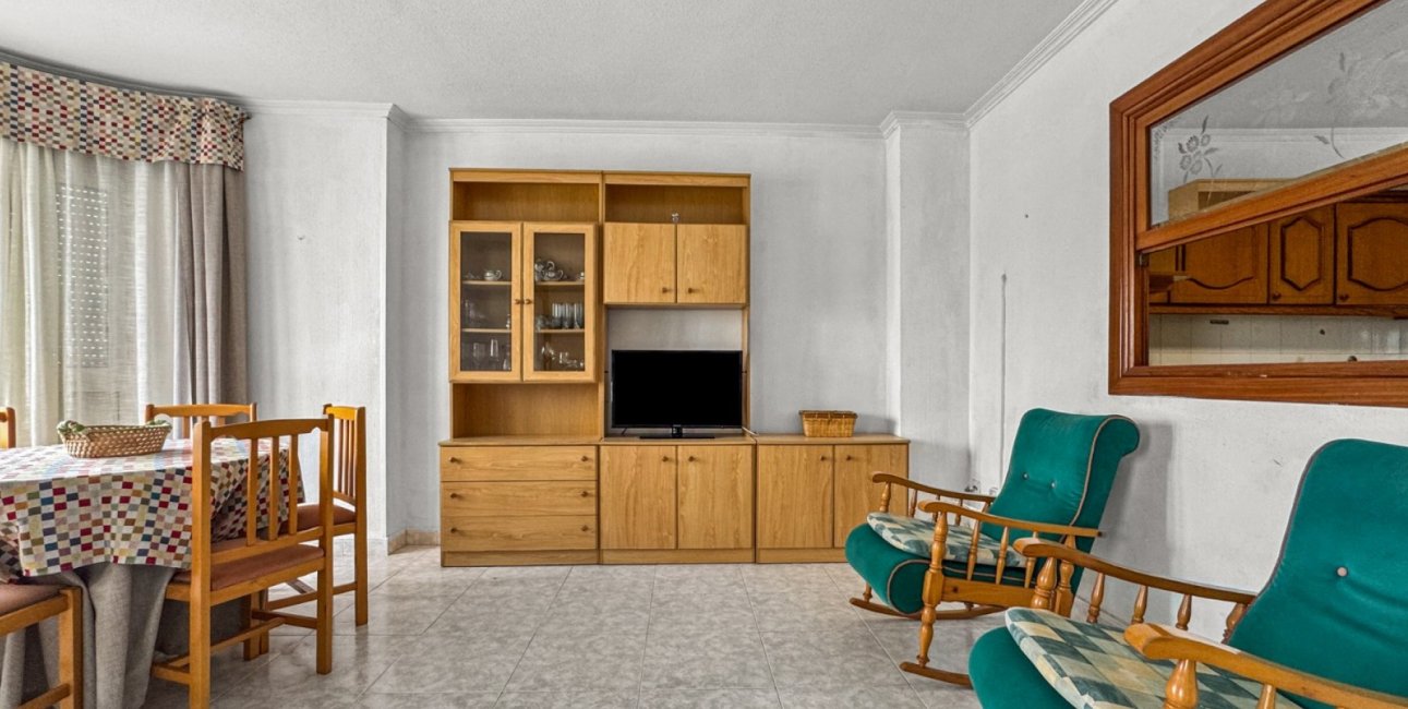 Rynek wtórny - Mieszkanie  -
Torrevieja - Playa Los Locos