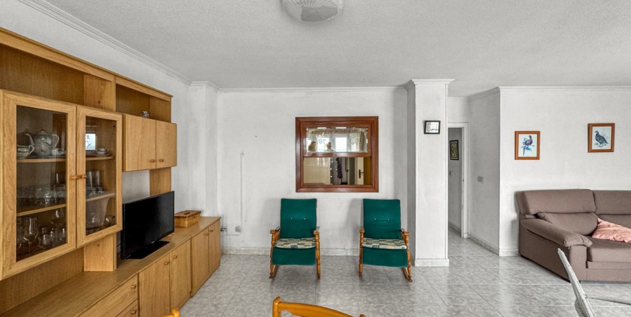 Rynek wtórny - Mieszkanie  -
Torrevieja - Playa Los Locos