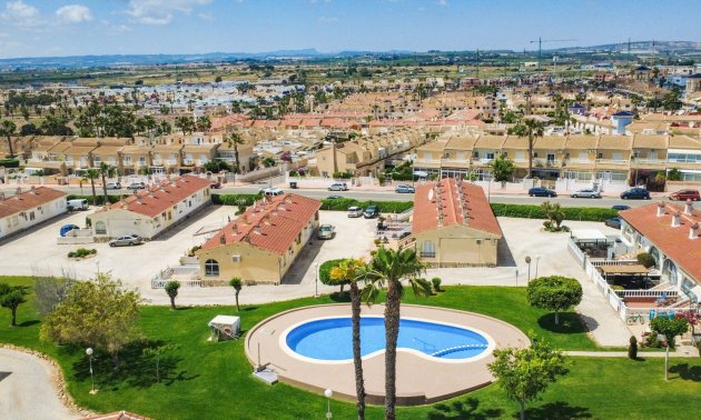 Resale - Townhouse -
Ciudad Quesada - Doña Pepa