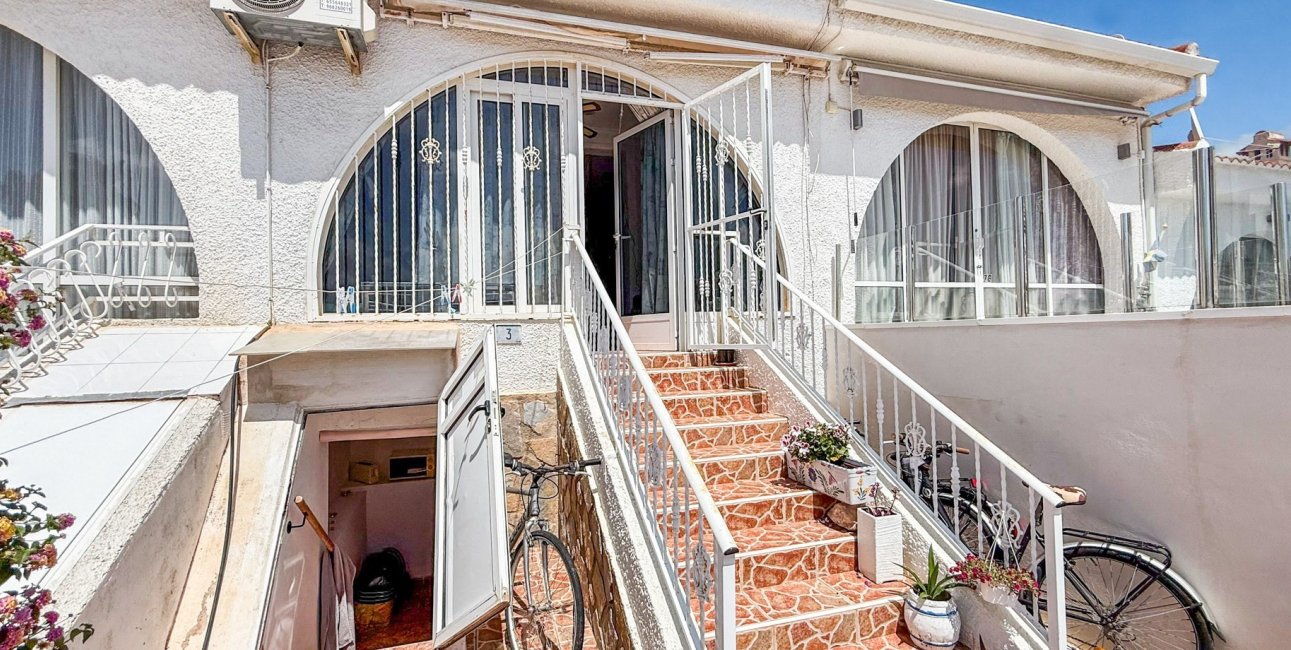 Resale - Townhouse -
Ciudad Quesada - Doña Pepa