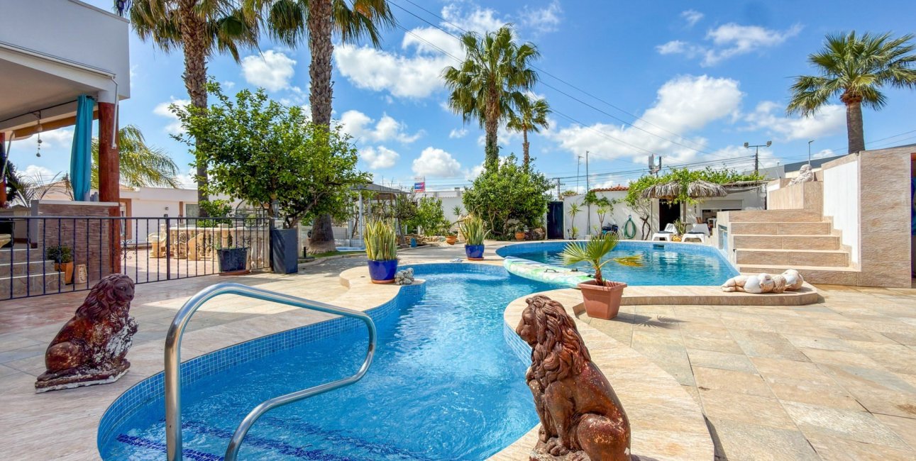 Resale - Villa -
Ciudad Quesada - Ciudad Quesada - Town