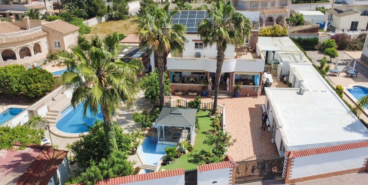 Resale - Villa -
Ciudad Quesada - Ciudad Quesada - Town