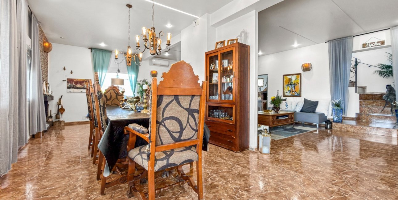 Resale - Villa -
Ciudad Quesada - Ciudad Quesada - Town