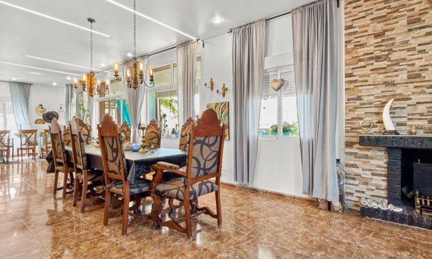 Resale - Villa -
Ciudad Quesada - Ciudad Quesada - Town