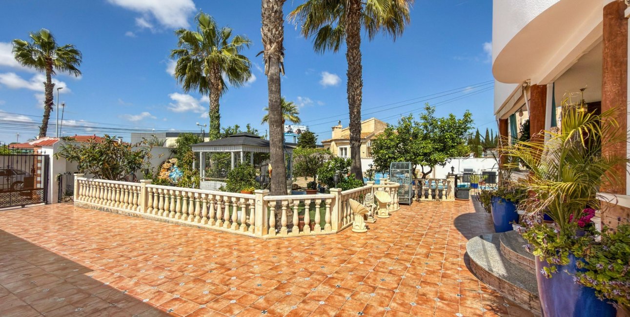 Resale - Villa -
Ciudad Quesada - Ciudad Quesada - Town