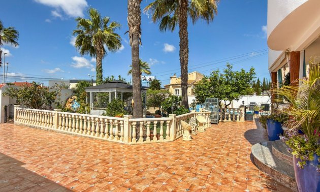 Resale - Villa -
Ciudad Quesada - Ciudad Quesada - Town