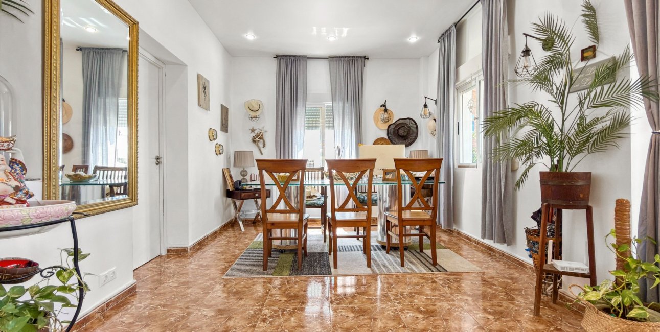 Resale - Villa -
Ciudad Quesada - Ciudad Quesada - Town