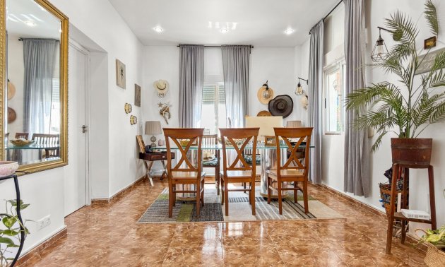 Resale - Villa -
Ciudad Quesada - Ciudad Quesada - Town