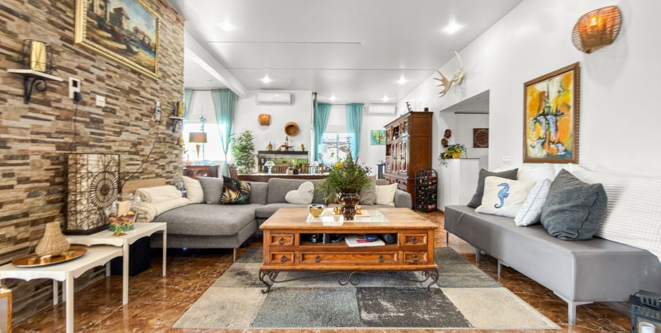 Resale - Villa -
Ciudad Quesada - Ciudad Quesada - Town