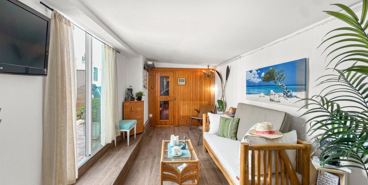 Resale - Villa -
Ciudad Quesada - Ciudad Quesada - Town