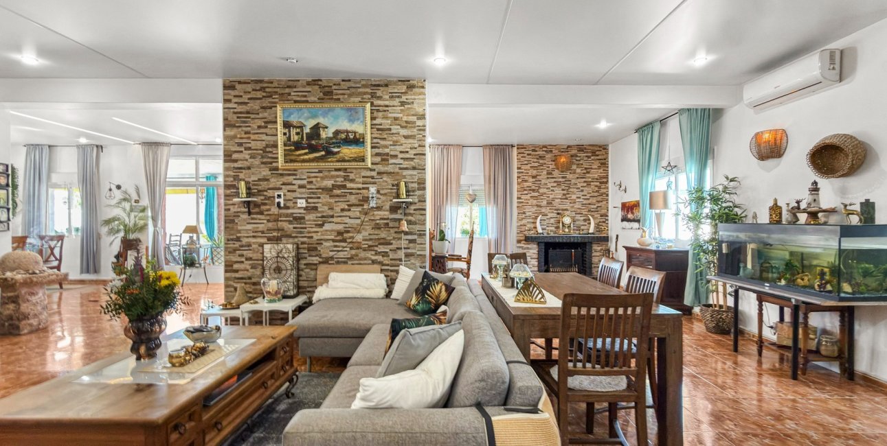 Resale - Villa -
Ciudad Quesada - Ciudad Quesada - Town