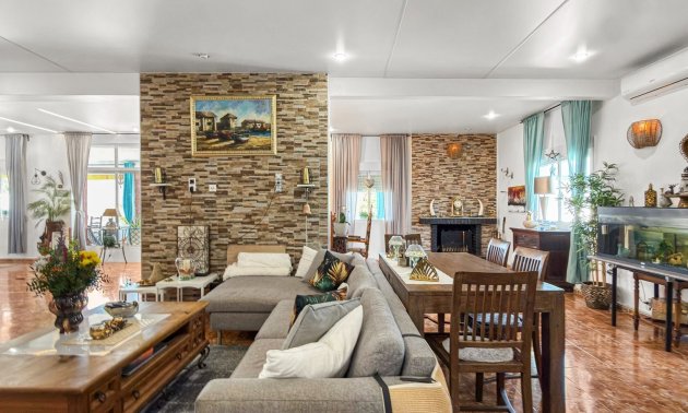 Resale - Villa -
Ciudad Quesada - Ciudad Quesada - Town