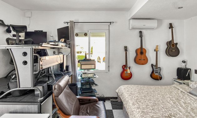 Resale - Villa -
Ciudad Quesada - Ciudad Quesada - Town