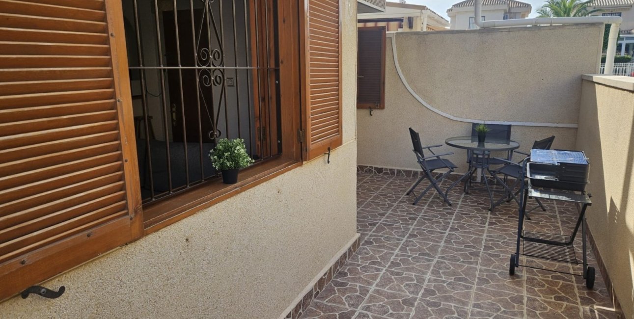 Resale - Apartment / flat -
Orihuela Costa - Playa Flamenca