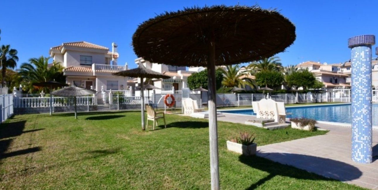 Resale - Apartment / flat -
Orihuela Costa - Playa Flamenca