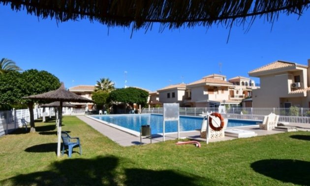 Resale - Apartment / flat -
Orihuela Costa - Playa Flamenca