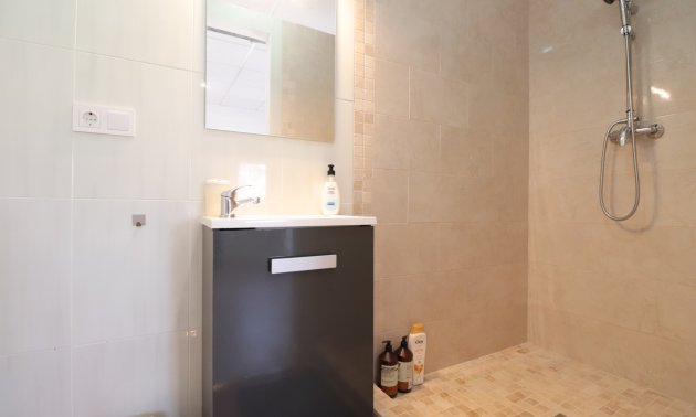 Rynek wtórny - Dom  -
Benferri - Benferri - Country