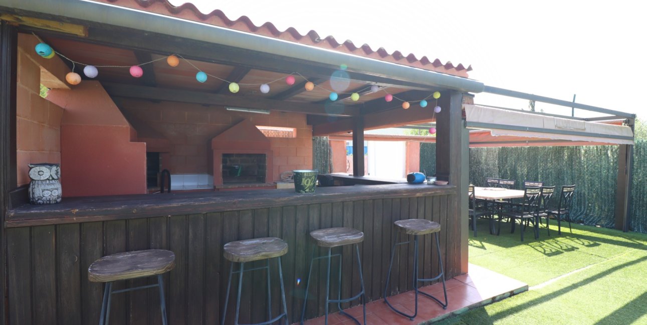 Rynek wtórny - Dom  -
Benferri - Benferri - Country