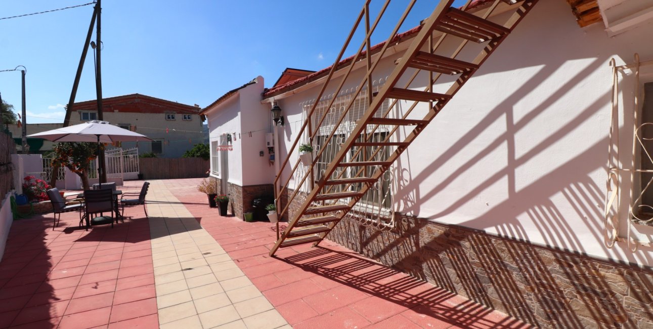 Rynek wtórny - Dom  -
Benferri - Benferri - Country