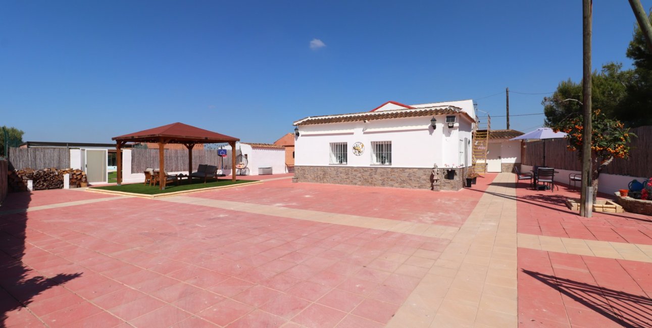 Rynek wtórny - Dom  -
Benferri - Benferri - Country