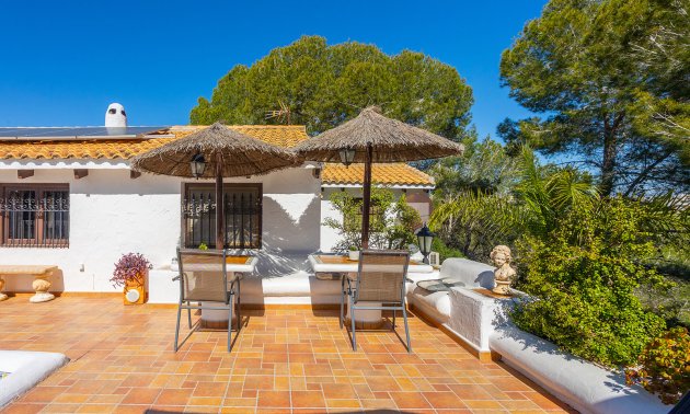 Resale - Villa -
Orihuela Costa - Villamartin