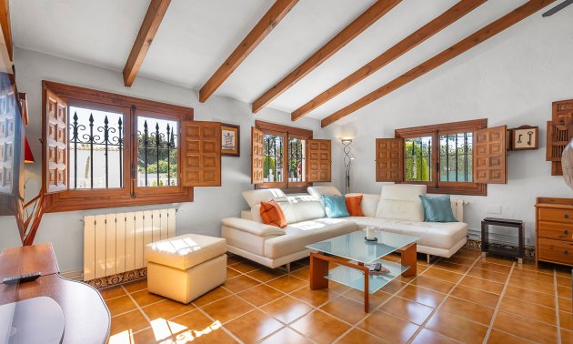 Resale - Villa -
Orihuela Costa - Villamartin