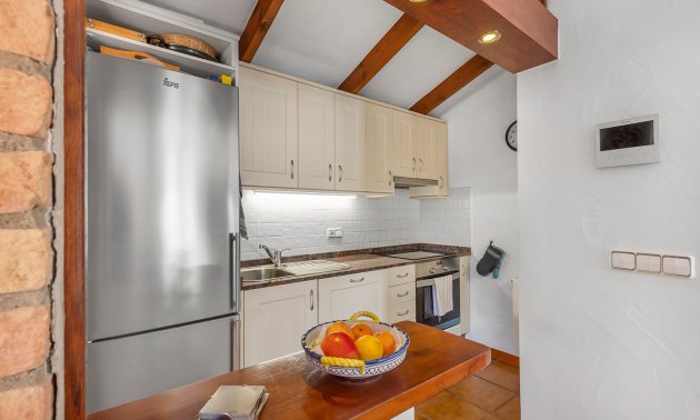 Resale - Villa -
Orihuela Costa - Villamartin