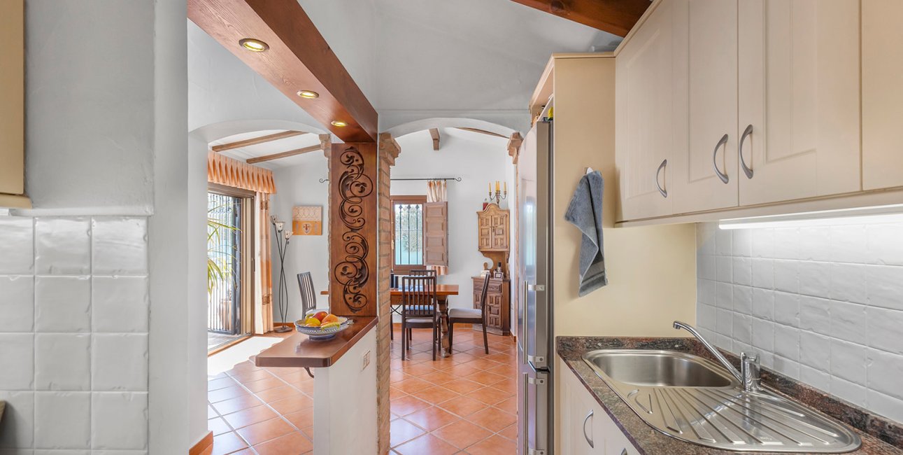 Resale - Villa -
Orihuela Costa - Villamartin