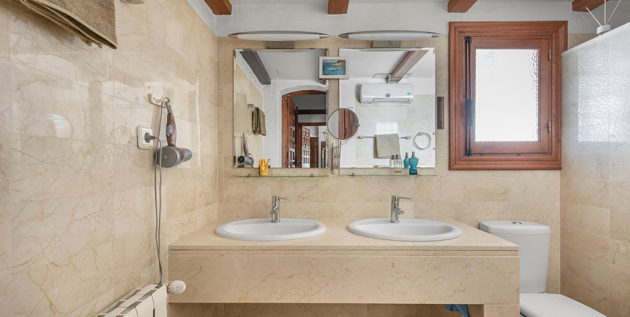 Resale - Villa -
Orihuela Costa - Villamartin