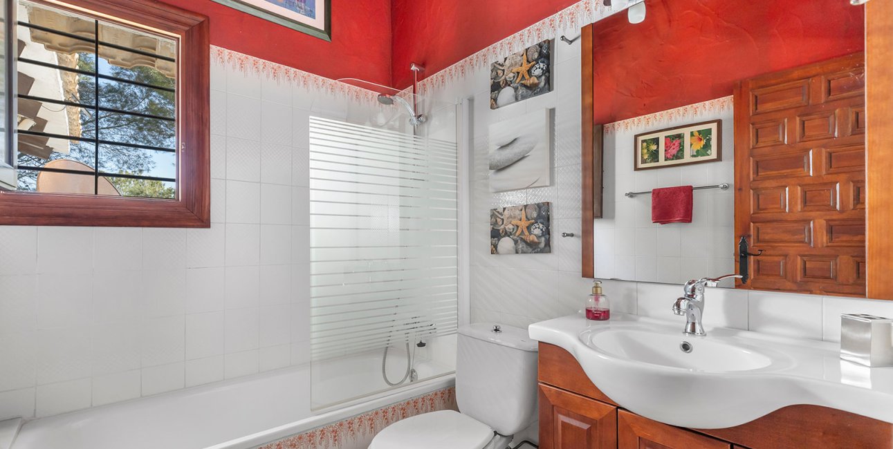 Resale - Villa -
Orihuela Costa - Villamartin